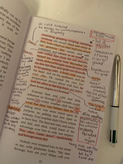 Annotating Notes Aesthetic, Academic Books Aesthetic, Annotating For School, A Christmas Carol Book Annotations, School Book Annotation, Cute Annotations Book, Annotating School Books, Book Aesthetic Annotated, Christmas Carol Annotations