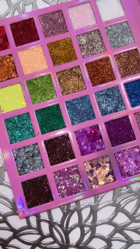 glammakeupbyamina on Instagram: I found My DREAM palette ✨🤩 GLITTER OBSESSION PRESSED GLITTER PALETTE by @playinginmakeupbyyolondo I saw this palette on TiKTok I… Cheetos Puffs, Glitter Palette, My Dream, I Saw, Blush, Glitter, Makeup, Hair, On Instagram