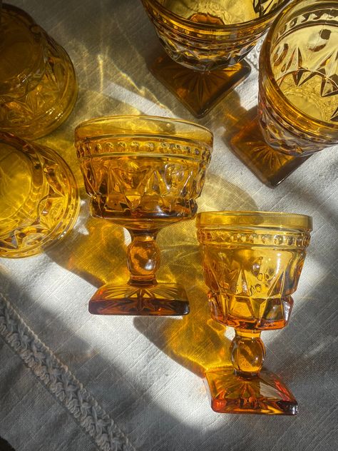 "Gorgeous amber goblets. Colony Park Lane. Two sizes available. 4\" and 4 1/2\". Perfect vintage condition with no chips or cracks." Vintage Coloured Glassware, Amber Glassware Table Settings, Cool Glassware, Amber Color Aesthetic, Amber Dinnerware, 1920s Glassware, Amber Glass Decor, Vintage Colored Glassware, Thrifted Glassware