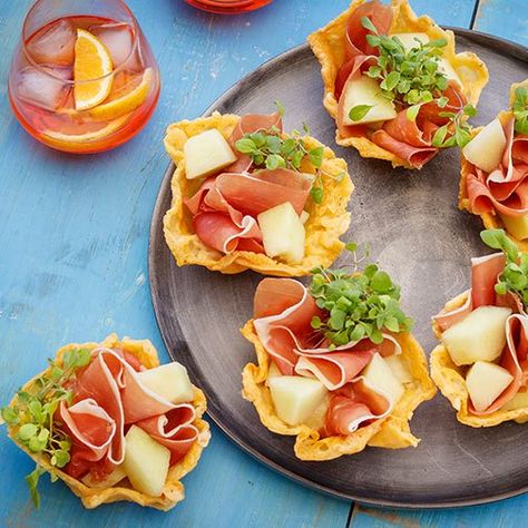 Parmesan Appetizer, Cheese Basket, Prosciutto Melon, Parmesan Cups, Appetizer Cups, Melon Recipes, Unique Appetizers, Impressive Appetizers, Gourmet Food Store