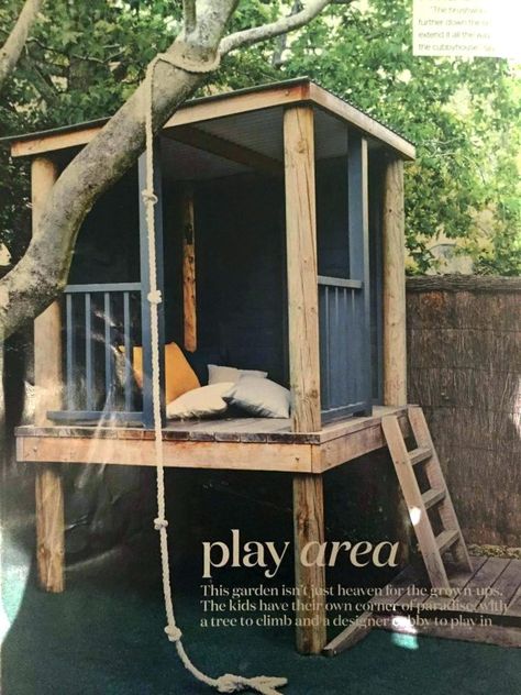 Playground In The Woods, Long Narrow Backyard Ideas, Garden Ideas Kids, Kids Nook, Shade Garden Design, Tree House Diy, Build A Playhouse, Tree House Kids, Cool Tree Houses