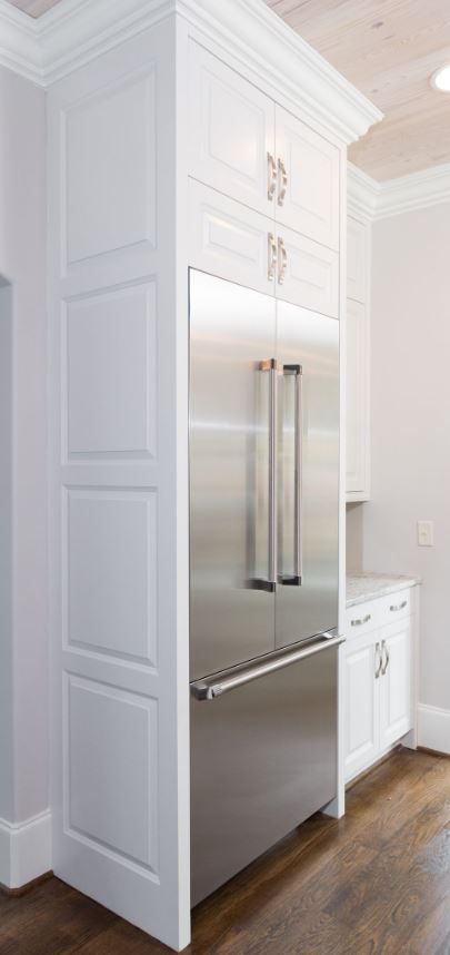 Side Panels For Kitchen Cabinets, Fridge End Panel Ideas, Build In Refrigerator Cabinets, Subzero French Door Refrigerator Panel Ready, Fridge With Panels, Fridge Between Windows, Kitchen Side Panel Ideas, Kitchen Side Panel, Refrigerator At End Of Cabinets