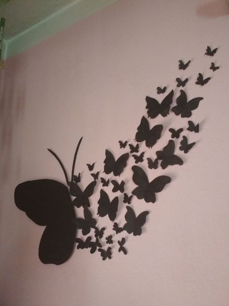 Paper Butterflies Diy Wall Decor, Colorful College Apartment, Wall Frame Ideas, Easy Room Decor Diy, Paper Butterfly Wall Art, Butterfly Wall Art Diy, Urban Outfitters Bedroom, Room Decor For Teens, Photo Papillon