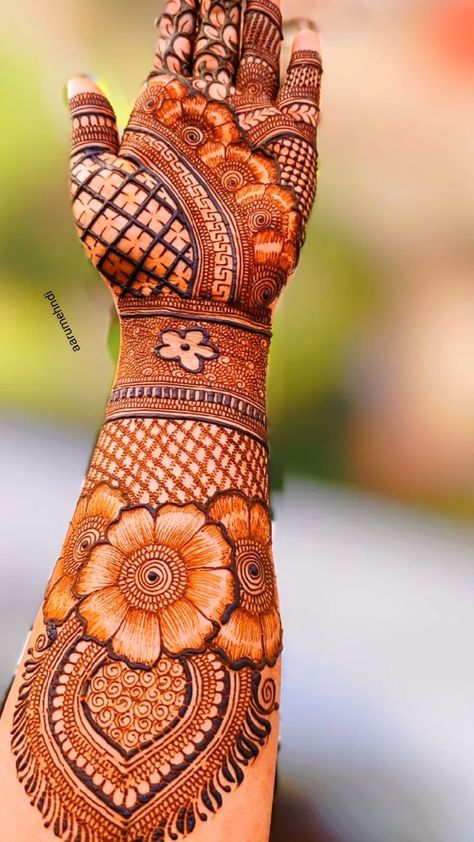 Full Mehndi Design, Mehndi Design For Bride, Mehndi Full Hand, Bridal Mehndi Designs New, Karwachauth Mehndi, Full Hand Bridal Mehndi, Mehndi Designs New, Mehandi Design For Hand, Rajasthani Mehndi Designs