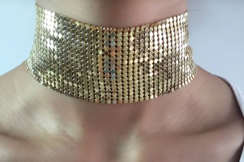 Glam Gold Choker by MakeupOrganisors on Etsy Thick Choker Necklace, Thick Choker, Mode Punk, Makeup Accesories, Mesh Necklace, Choker Gold, Cheap Necklaces, Moda Punk, Necklace Display