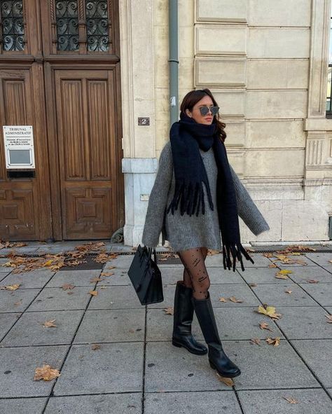 Fuzzy Scarf Outfit, Big Scarf Outfit, Outfit 2023, Big Scarf, Scarf Outfit, New Obsession, Winter 2023, Winter Outfit, Beauty Trends