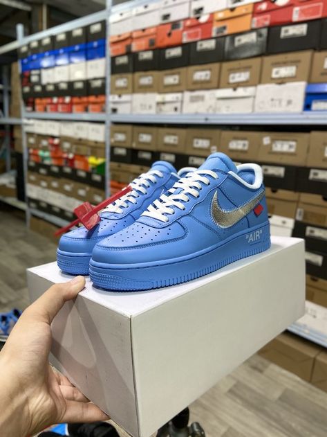 Nike Air Force 1 OW x NK AF1 MCA “OFF.CI1173-400 Jordans Air, Nike Air Jordan Retro, Nike Shoes Air Max, Swag Shoes, Nike Store, Nike Air Force 1, Nike Air Force Sneaker, Air Force 1, Nike Air Jordan