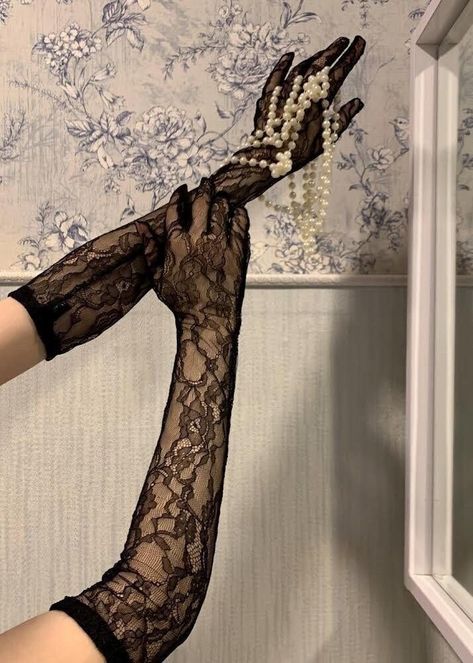 Long Black Silk Gloves, Vintage Lace Gloves, Fashion Gloves Haute Couture, Black Lace Outfit Aesthetic, Black Lace Gloves Aesthetic, Black Lace Gloves Outfit, Silk Gloves Aesthetic, Lace Gloves Aesthetic, Dress With Lace Gloves