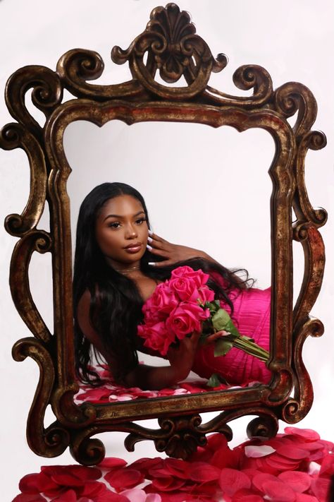 Birthday photoshoot Valentines Mirror Glass Photoshoot Ideas, Photoshoot With Mirror Studio, Birthday Photoshoot Mirror, Mirror Photo Shoot Ideas, Classic Birthday Photoshoot, Birthday Photoshoot Ideas Mirror, Mirror Floor Photoshoot, Frame Photoshoot Ideas, Mirror Photoshoot Black Women