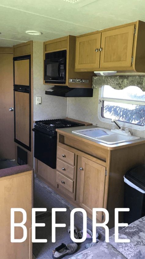 MY $500 CAMPER REMODEL THAT I DID ALL BY MYSELF – Proverbs 31 Girl Rangement Caravaning, Husbil Makeover, Rv Redo, Rv Interior Remodel, Cocina Diy, Camper Trailer Remodel, Vintage Camper Remodel, Travel Trailer Camping, Diy Camper Remodel