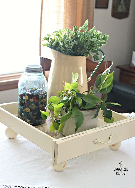 Re-purposed Drawer House Plant Tray Garden Diy Decoration Ideas, Drawers Repurposed, Plant Tray, Old Drawers, Wooden Bathroom, Funky Junk, Upcycle Projects, Tree Diy, Recycled Furniture