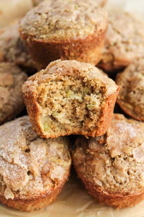 Oat Flour Apple Cinnamon Muffins, Apple Oat Flour Muffins, Oat Flour Muffin Recipes, Healthy Apple Desserts Gluten Free, Muffins Made With Oat Flour, Healthy Oat Cupcakes, Oat Flour Mini Muffins, Oatmeal Flour Muffins, Gluten Free Oatmeal Muffins Recipes