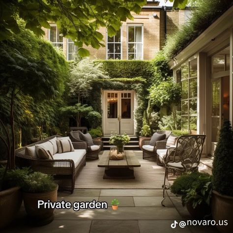 Italian Style Home, Townhouse Garden, Townhouse Exterior, Townhouse Interior, Beautiful Home Gardens, London Townhouse, Countryside House, Victorian Terrace, Stone Houses