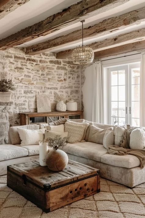 50 Modern Rustic Decor Ideas: Blending Tradition With Trendiness Wyoming House, Rustic Decor Ideas, Montana House, Screen Room, Modern Rustic Decor, Trailer Remodel, Room Deco, Rustic Living, Rustic Living Room