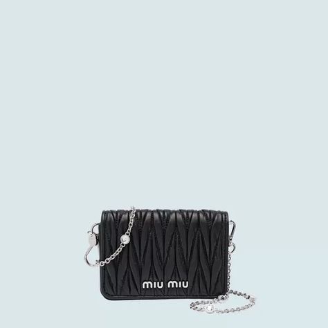 Cheap Designer Bags, Miu Miu Handbags, Designer Luggage, Miu Miu Bag, Bucket Bags, Cheap Bags, Belt Bags, Iconic Bags, Simple Bags