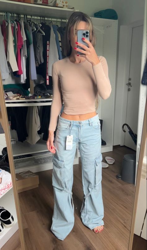 Streetwear Cargo Pants Outfit, Zara Cargo Pants, Streetwear Cargo Pants, Cargo Pants Outfit, Cargo Jeans, Pants Outfit, Cargo Pants, Outfit Ideas, Street Wear