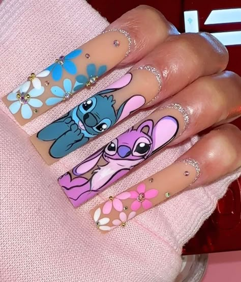 Lilo And Stitch Nail Designs, Stitch Acrylic Nails, Stitch Nail Designs, Lilo And Stitch Nails, Stitch Nail Art, Stitch Nails, Acrylic Nails Pastel, Disney Acrylic Nails, Angel Nails