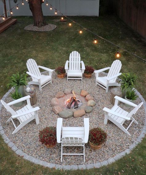 Outdoor Fire Pit Area, Bonfire Pits, Fire Pit Landscaping, Fire Pit Ideas, Casa Country, Waterfalls Backyard, Backyard Remodel, Backyard Inspiration, Backyard Diy Projects