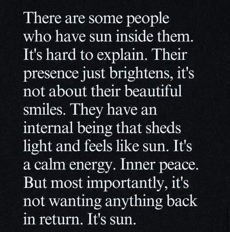 These are the people you need to surround yourself with!! ⬆️ People that lift you up just because they care… 🚫 They have no agenda or ulterior motive… 🤩 You being happy or just putting a smile on your face is their goal….. Find more of these genuine “rays of sunshine” as I like to call them 😁 and keep them close. Tag or share this with that person who is your breath of fresh air 🤩 #highvibes #rayofsunshine #goodpeople #greatfriends #uplifting #goodenergy #feelgoodvibes Stay Close To People Who Feel Sunshine, Surround Yourself With People, Rays Of Sunshine, Being Happy, High Vibes, Surround Yourself, Breath Of Fresh Air, Good Energy, Great Friends