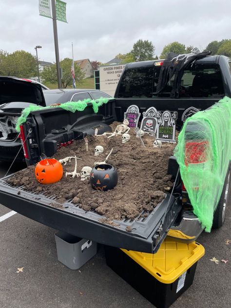 Spooky Trunk Or Treat Ideas For Trucks, Trunk Or Treat With A Truck, Trunk Or Treat With Truck Bed, Trunk Or Treat Ideas Truck Bed, Halloween Cars Decorating Ideas, Trunk Or Treat Graveyard Ideas, Halloween Car Decorating Ideas, Trunk Or Treat Car Ideas Easy, Truck Bed Halloween Decorations