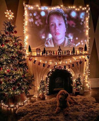 Kevin - Home Alone - Christmas Movie Movie Night Gift Basket, Movie Night Gift, Home Alone Christmas, Christmas Movie Night, Christmas Dreaming, Days Till Christmas, Cosy Christmas, Christmas Feeling, Days Until Christmas