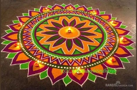 Skin Painting, Very Easy Rangoli Designs, Rangoli Designs Photos, Rangoli Designs Simple Diwali, Easy Rangoli Designs Diwali, Rangoli Side Designs, Rangoli Designs Latest, Indian Rangoli, Simple Rangoli Designs Images