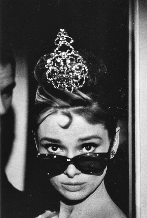 Victoria Tornegren, Audrey Hepburn Pictures, Aubrey Hepburn, Hollywood Aesthetic, Audrey Hepburn Photos, Ideas For Breakfast, Holly Golightly, Black And White Photo Wall, Black And White Picture Wall