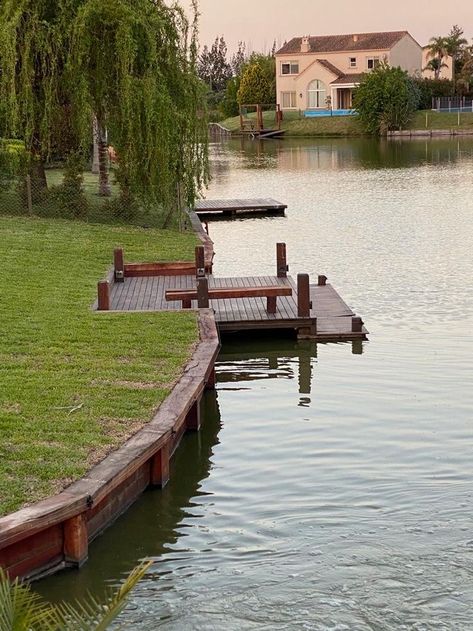 Lake Docks Designs, Floating Dock Plans, Building A Dock, Lake Landscaping, Carpet Ideas 2023, Ideas Garden Design, Farm Pond, Workplace Culture, Fishing Dock