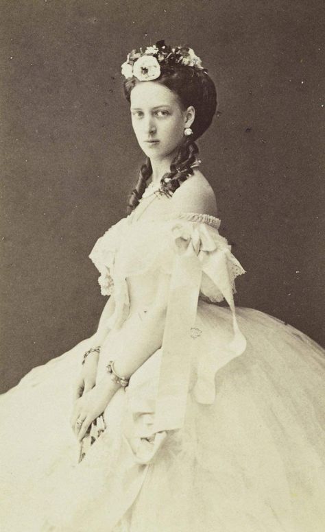 Princess Alexandra Of Denmark, Alexandra Of Denmark, Royal Collection Trust, Queen Alexandra, Princess Stephanie, Jewel Wedding, Princess Alexandra, The Royal Collection, Royal Baby