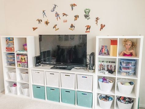 #homestorage #storagehacks #storageideas Kallax Shelves Playroom, Teenage Bedroom Organization Ideas, Homeschool Organization Cube Shelf, Kallax Toy Room, Toy Storage For Big Toys, Small Playroom Ideas With Tv, Boys Toy Room Ideas, Cubicle Storage Ideas Bedroom, Corner Cube Storage Ideas