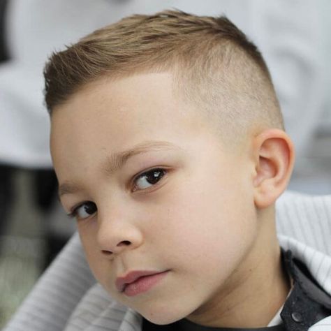 Top Army Hairstyles For Kids That Your Little One Should Sport This Year Cool Kids Haircuts, Boys Fade Haircut, Short Hair For Boys, Tan Skin Blonde Hair, Boy Haircuts Short, Toddler Haircuts, Male Hairstyles, Toddler Boy Haircuts, Baby Boy Haircuts