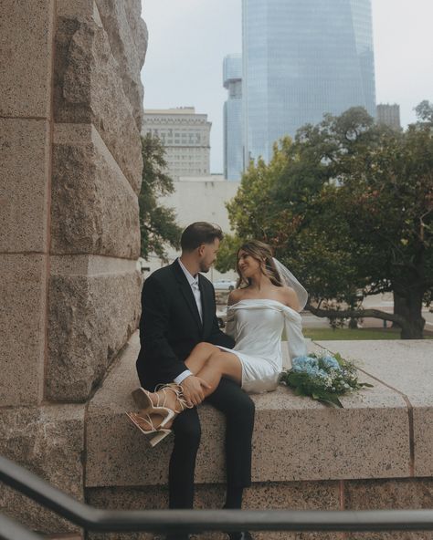 Black Dress Courthouse Wedding, Elopement Pictures Courthouse, 1910 Harris County Courthouse, Courthouse Photoshoot Wedding, Courthouse Wedding Photography, Court House Wedding Ideas, Courthouse Wedding Pictures, Courthouse Wedding Photos Civil Ceremony, Courthouse Wedding Aesthetic