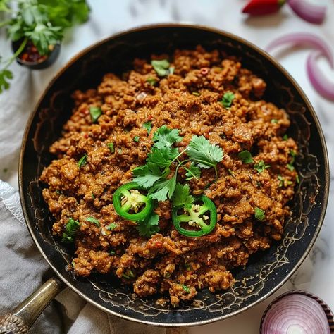 Chicken Keema is a tasty food made with ground chicken and fragrant spices. Let's sample its savory tastes. This dish is popular in a lot of different types Ground Chicken Indian Recipes, Chicken Keema Recipe Indian, Chicken Kheema Recipe, Chicken Keema Recipe, Keema Curry, Keema Recipe, Chicken Keema, Keema Recipes, Bowls Recipes