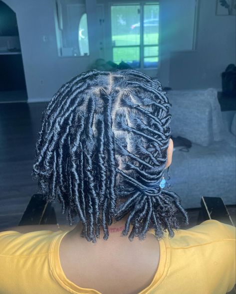 Barrel Twist On Starter Locs, Barrel Twist Starter Locs, Starter Locs Barrel Twist, Loc Barrel Style, Locs Barrel Twist, Starter Locs Coils, Barrel Twist Locs, Comb Coil Starter Locs, Coil Starter Locs