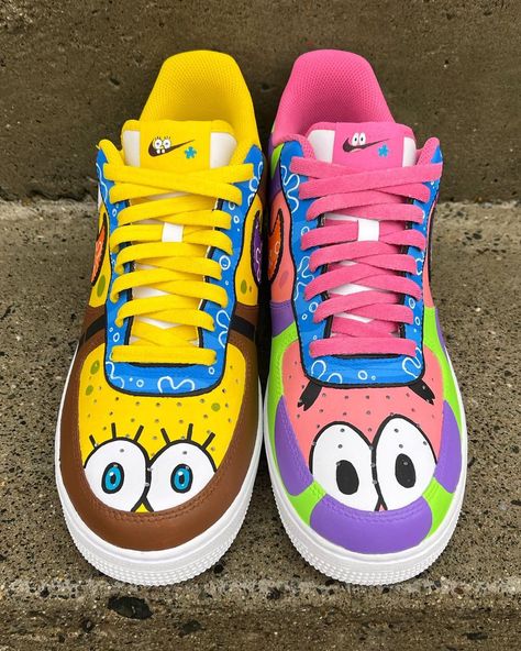 SpongeBob SquarePants Air Force 1 Custom Check more at https://danielcustoms.com/product/spongebob-squarepants-air-force-1-custom-6/ Παπούτσια Nike Free, Sneakers Air Force, Sneaker Displays, Sneakers Art, Custom Sneakers Diy, Broken Planet, Custom Painted Shoes, Custom Shoes Diy, Posca Marker