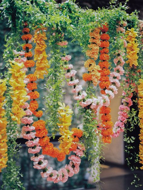 Hold up, this colorful citrus jungle wedding inspiration took place on a rooftop in NYC? Marigolds, acacia and milk glass aplenty, this editorial celebrates all the best things about couples who love color. Not to mention floral installations! #ruffledblog Marigolds Wedding Decoration, Marigold Mandap Decoration, Marigold Installation, Pink Orange Yellow Flowers, Non Traditional Wedding Decor, Marigold Wedding Colors, Marigold Wedding Decor, Marigold Wedding Flowers, Glassware Photography