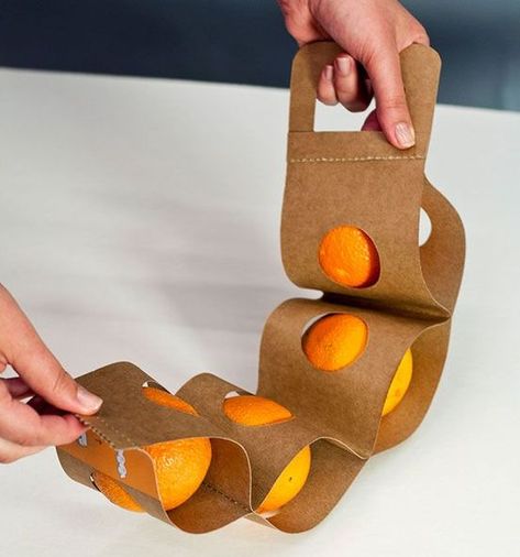 VitaPack Orange Fruit Packaging 3 The WOW Factor in Packaging Design | 15 Creative Examples For Inspiration Fruit Delivery, Vegetable Packaging, Egg Packaging, Fruit Packaging, Eco Packaging, Cool Packaging, Fruit Box, Food Packaging Design, Tea Packaging