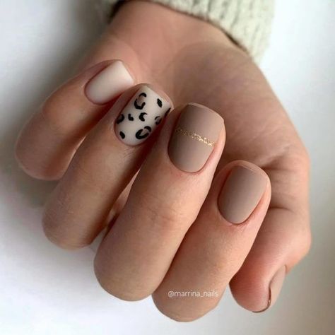 Gel On Natural Nails Designs, Luminary Nails Design Short, Fall Minimalist Nails, Atum Nails, Short Fall Nail Designs, Oval Nails Designs, Natural Nail Designs, Modern Nails, Ombre Acrylic Nails