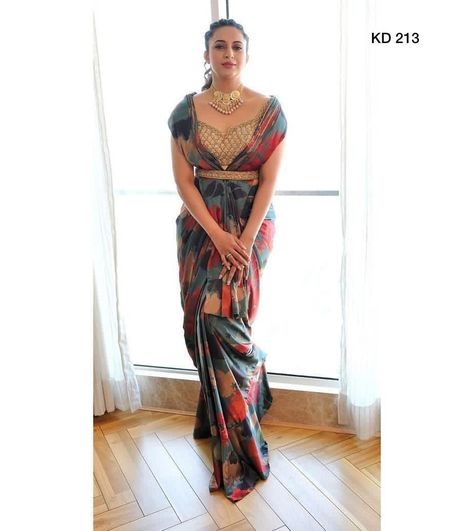 1 Likes, 0 Comments - Elegant Sarees (@sareebazaar1) on Instagram: “Shop Now ... #yehaimohabbatein Fame #ishita Aka #divyankatripathi Fame #multicolour #digitalprinted…” Sequins Blouse, Saree With Belt, Divyanka Tripathi, Saree Wearing Styles, Saree Wearing, Blouse Indian, Saree Draping Styles, Party Sarees, Indian Blouse