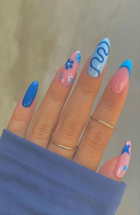 summer nail designs, summer nails 2023,summer nail ideas,summer nail colors, summer nail trends, summer nail art, summer nail inspo, summer nail 2022, summer nails tips, summer nails at home, summer nail ideas 2021, summer nails 2021 nail polish. summer nails white, summer nail short, flower nails, pastel nails, #summernails #pastelnails #flowernails #floralnails #nailinspo #naildesign #summernailtrends #summernails2023 Teal Nails, Simple Gel Nails, Nails 2023, Funky Nails, Minimalist Nails, Flower Nails, Cute Acrylic Nails, Holiday Nails, Blue Nails