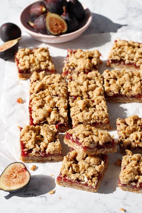 Fig Desserts, Crumb Bars, Amaretti Cookies, Fig Bars, Rhubarb Crumble, Crumble Bars, Oatmeal Bars, Cake Bars, Marble Background