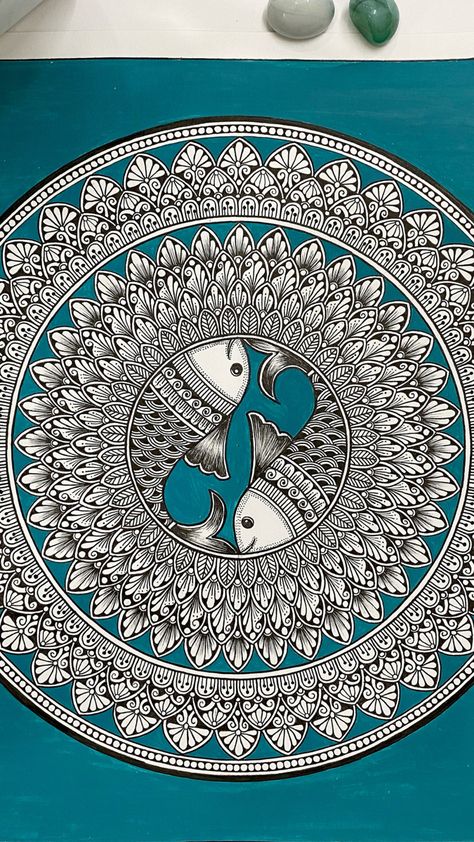 Learn to draw this beautiful Mandala art ! #mandala #mandalaartist #mandalatattoo #mandaladesign #pisces Pisces Mandala Art, Mandala Folk Art, Traditional Abstract Art, Madhubani Mandala Art, Abstract Mandala Art, Buddha Mandala Artwork, Warli Mandala Art, Mandala Art Colorful Patterns, Fish Mandala Art