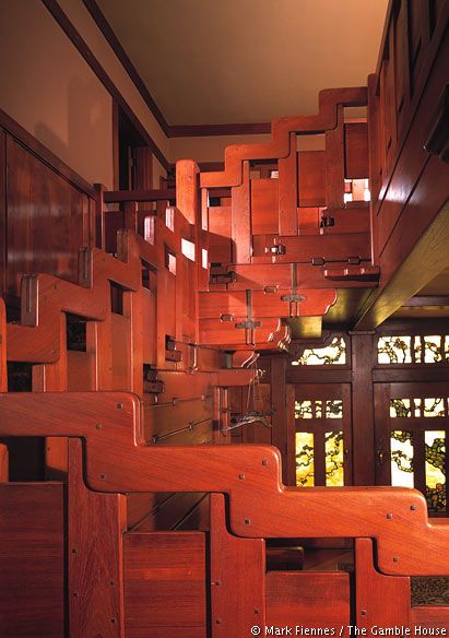 This is the coolest staircase I've ever seen. Love the arts & crafts style.  Gamble House / Greene & Greene Craftsman Staircase, Gamble House, Stair Rail, American Craftsman, Craftsman Bungalows, Arts Crafts Style, Bryce Canyon, House Stairs, Interior Photo