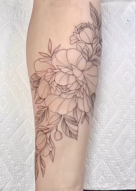 Fine line forearm tattoo. peony minimalist tattoo Line Forearm Tattoo, Fine Line Forearm Tattoo, Line Floral Tattoo, Fine Line Floral Tattoo, Fine Line Floral, Tattoo Peony, Forearm Tattoo, Fine Line, Minimalist Tattoo