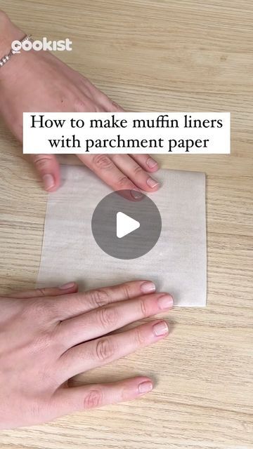 Cupcakes In Parchment Paper, How To Make Muffin Cups From Parchment Paper, Parchment Muffin Liners How To Make, Muffin Paper Liners, Muffin Gift Packaging, How To Make Muffin Liners Out Of Parchment Paper, Baking Paper Muffin Cases, Parchment Muffin Liners, Muffins Paper Cups Diy