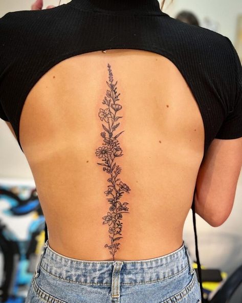 22 Intricate Ideas For Your Vine Back Tattoo Back Tattoo Women Spine Unique Sunflower, Daisy Spine Tattoo, Flower Spine Tattoos, Rib Tattoos For Women, Spine Tattoos For Women, Pretty Tattoos For Women, Small Hand Tattoos, Cute Tattoos For Women, Spine Tattoo