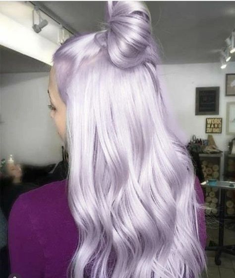 Platinum Lavender Hair Pastel Purple, Light Purple Grey Hair, Icy Lilac Hair, Light Lavender Hair Color, Icy Lavender Hair, Silver Violet Hair, Icy Purple Hair, Icy Purple Blonde Hair, Platinum Purple Hair