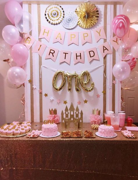 Pink and Gold Princess Party | CatchMyParty.com 1 Birthday Decoration Ideas Girl, Princess Birthday Ideas Decor, Pink 1st Birthday Party Decorations, Princess Party Decor Ideas, Baby Pink Birthday Decorations, Birthday Girl Decorations Ideas, Simple Birthday Decorations For Kids, Birthday Decoration For Baby Girl, Pink And Gold Birthday Party Decorations