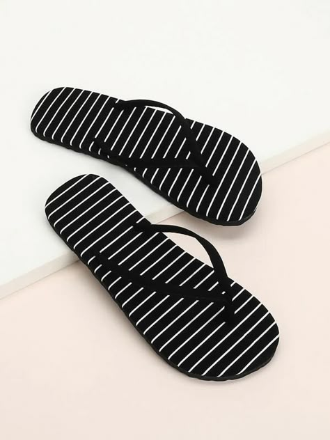 Printed Flip Flops, Dr Shoes, Cute Slippers, Black Flip Flops, Fashion Slippers, Girly Shoes, Flip Flop Slippers, Fashion Sandals, Casual Shoes Women