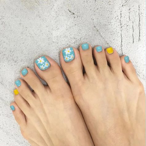 Flower Pedicure Designs, Flower Pedicure, Blue Pedicure, Fake Toenails, Buff Nails, Solid Color Nails, A I, Bright Summer Nails, Pedicure Designs